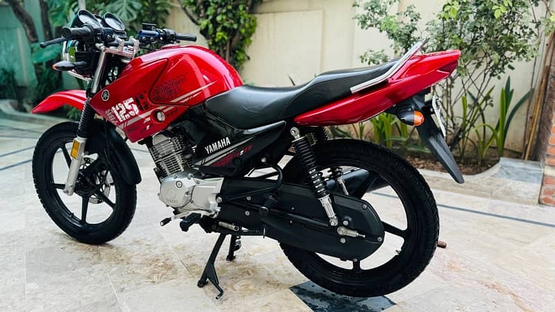 Yamaha YBR 125G 5