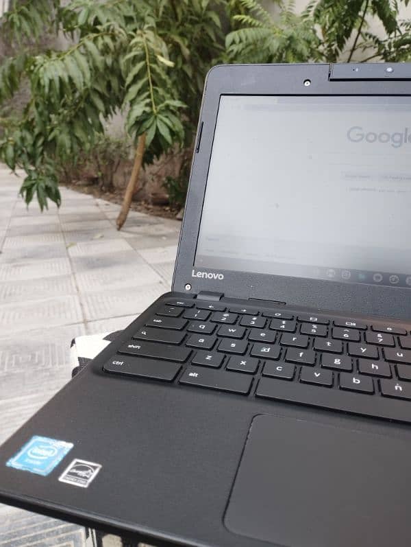 Lenovo Laptop Chromebook 4GB RAM For Student And Office Use 1