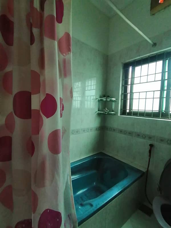 DHA 1 Kanal Fully Furnished Very Stylish Upper Portion For Rent In Phase 1 23