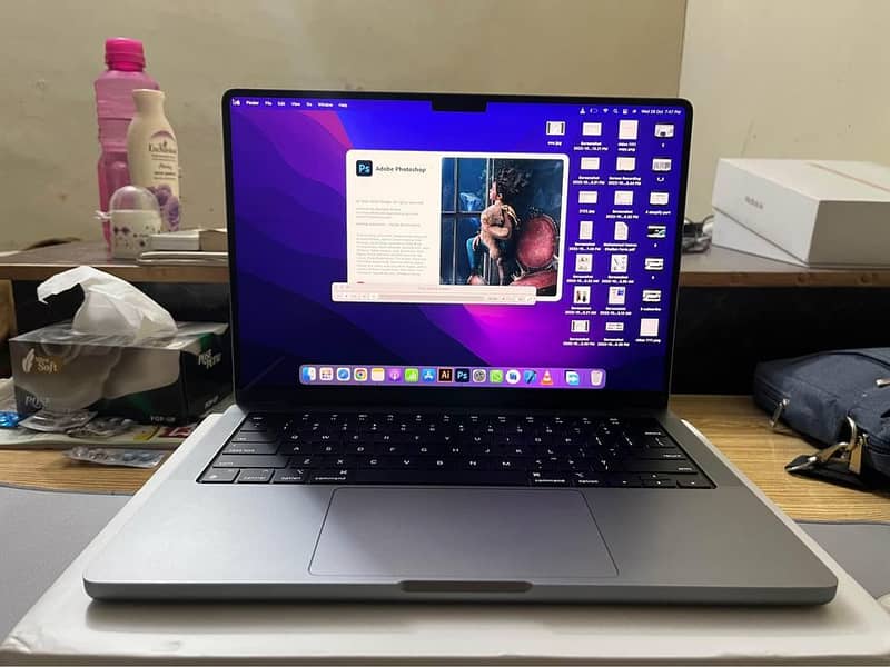 14" Macbook Pro 2021 with M1 Pro Chip 0