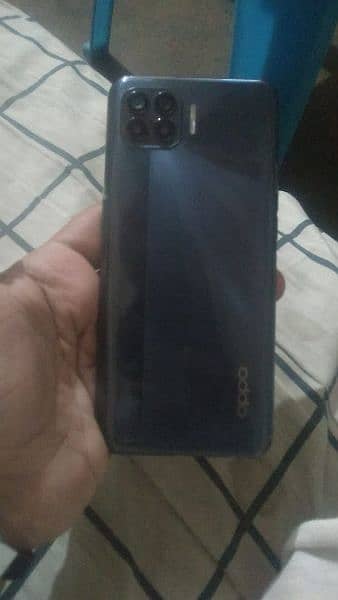 oppo F17 pro 8gb 128 good condition phone 4