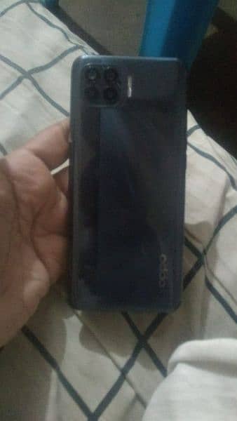 oppo F17 pro 8gb 128 good condition phone 5