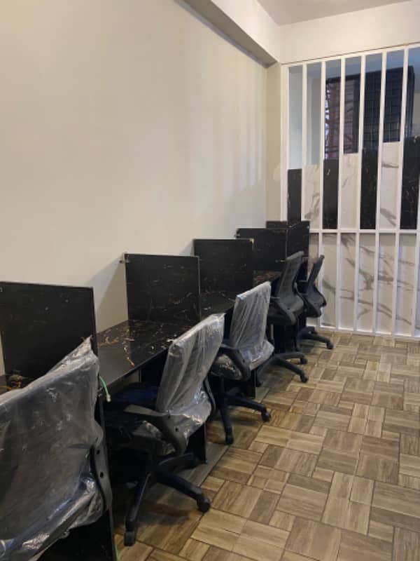 800Sq Ft Furnished Office With All Setup Office For Rent Hot Location Best For IT Call Center 3