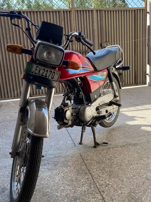 Honda CD-70 0