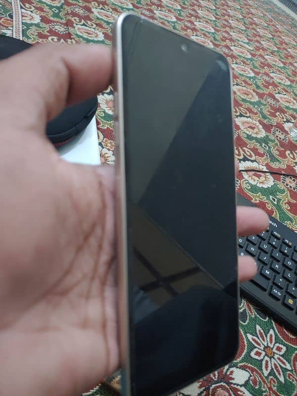 lg v60 10 by 10 0