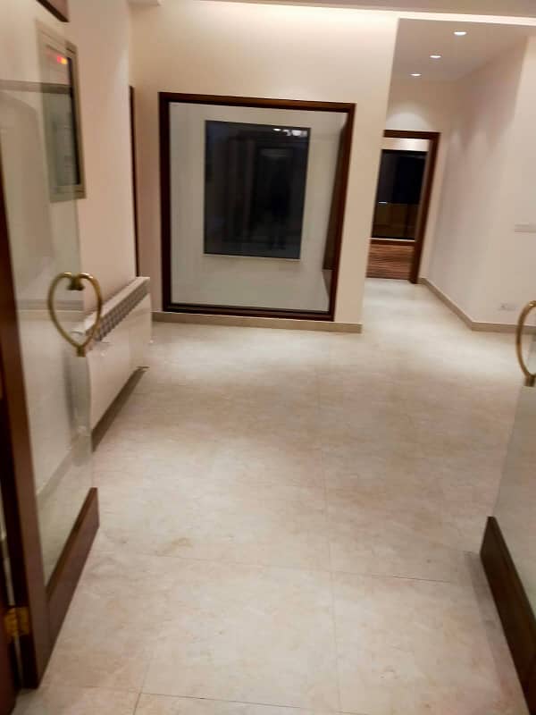 33-Marla Meadows Villa in Bahria Town Lahore 15