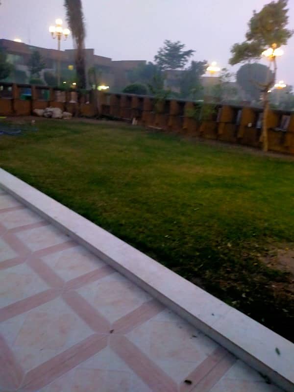 33-Marla Meadows Villa in Bahria Town Lahore 16