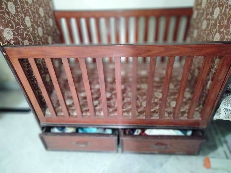 Baby Cot available for sale 4