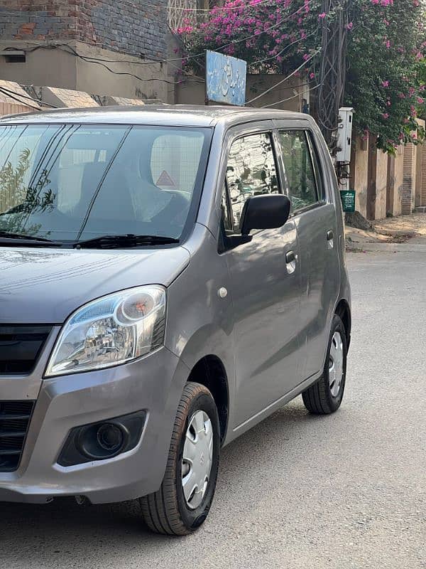 Suzuki Wagon R 2018 10