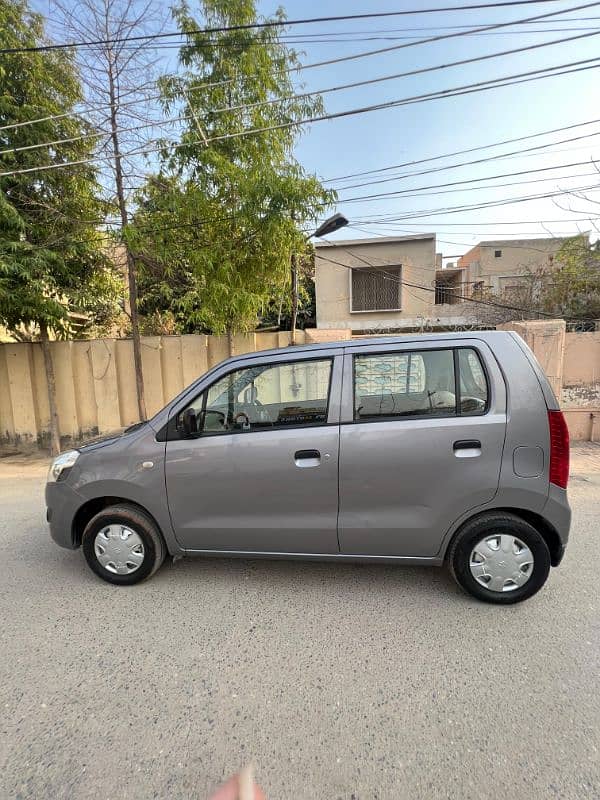 Suzuki Wagon R 2018 13