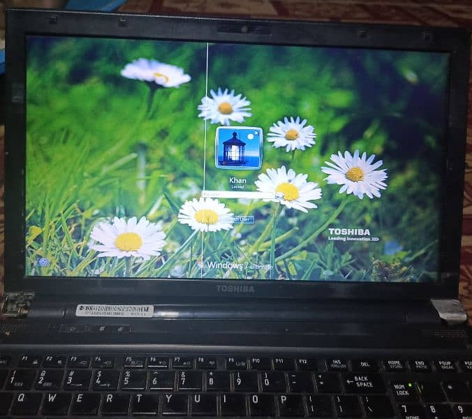 Toshiba Laptop 3