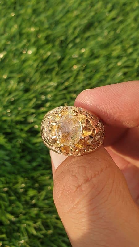 Natural Yellow sapphire (Pukhraj) From Sri lanka 4