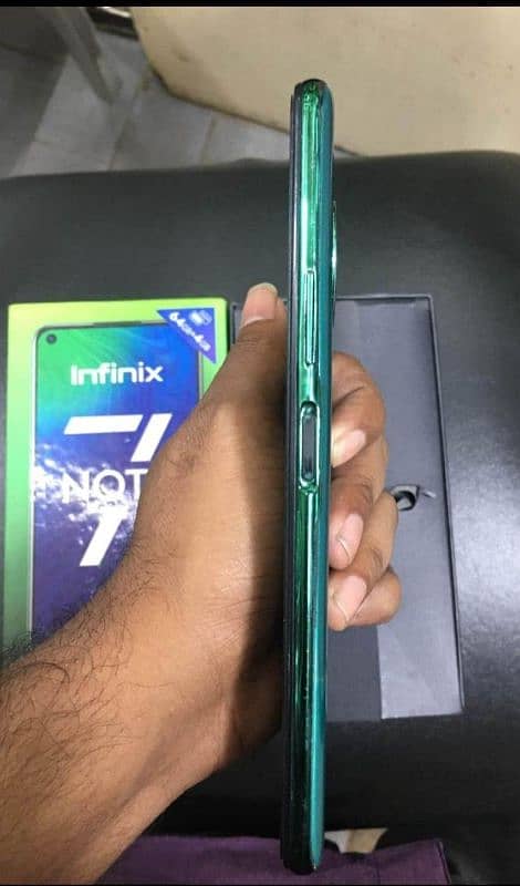 infinix Note 7  4/64 with box 1