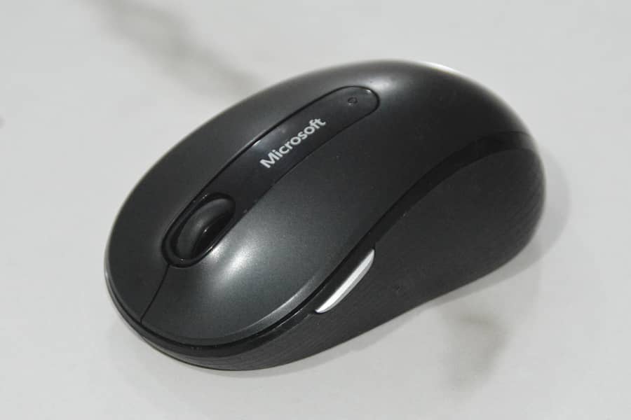 Microsoft Wireless Mobile Mouse 4000 Orignal 0