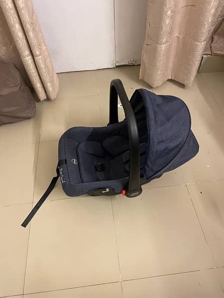 Baby Bouncer/ Carry Cot 3