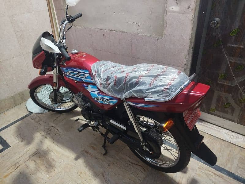 Honda Dream 70cc 2024 Red colour 1