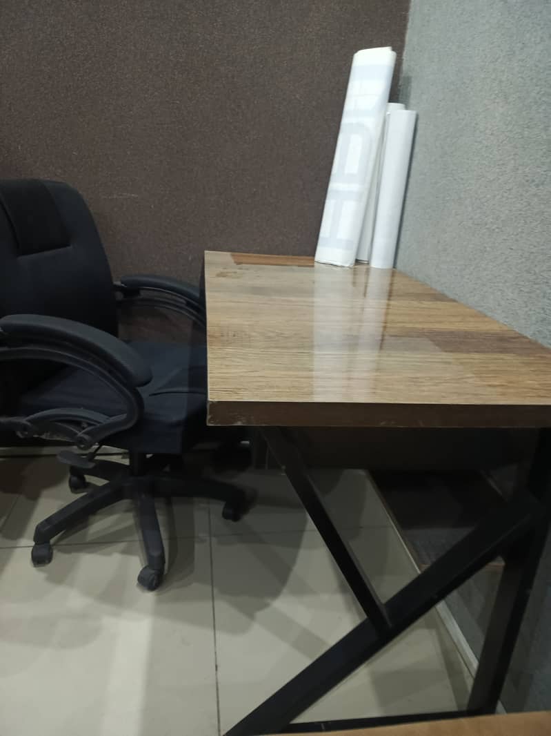 Urgent Office Tables & Chairs for Sale 2