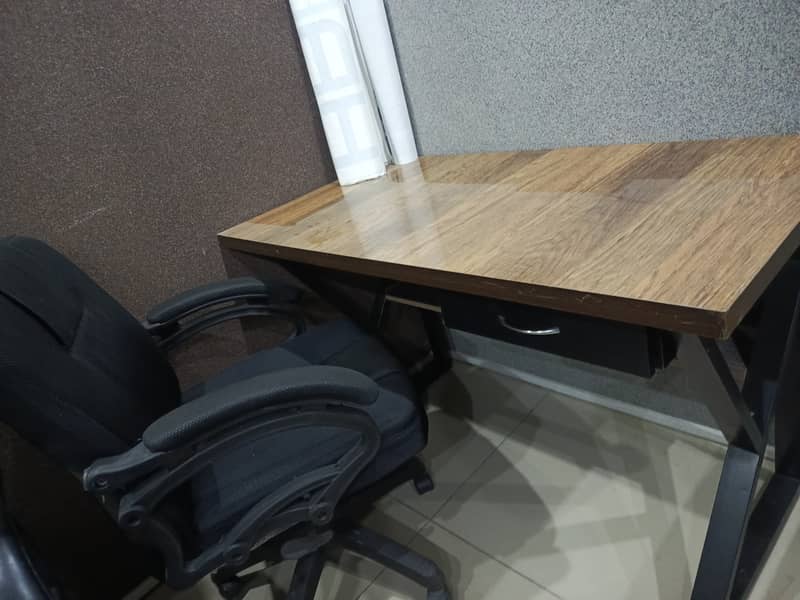 Urgent Office Tables & Chairs for Sale 4