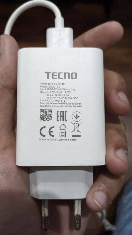 Tecno Spark 20 pro plus 8