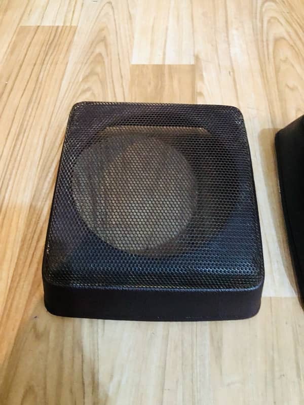 Toyota Corolla 1987/1988/1989/1990 Speaker Cover 1