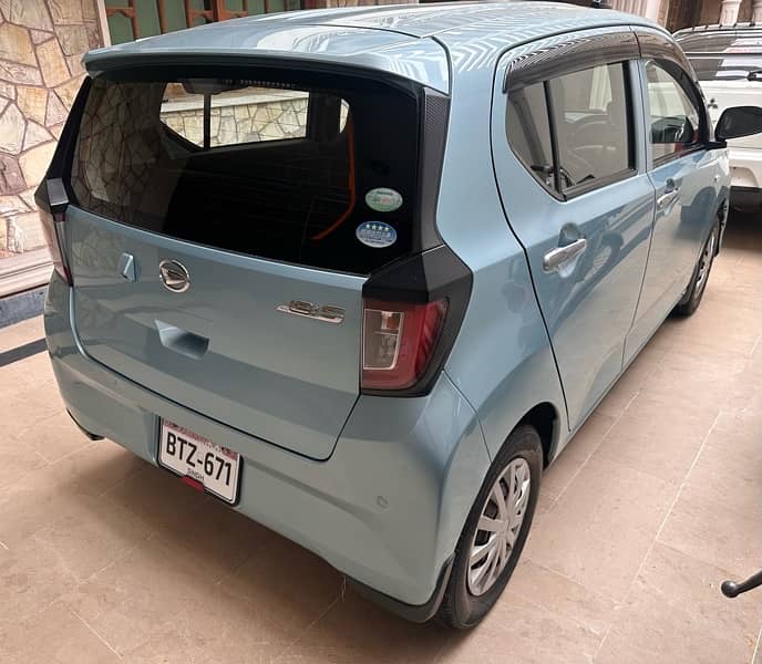 Daihatsu Mira 2017 4