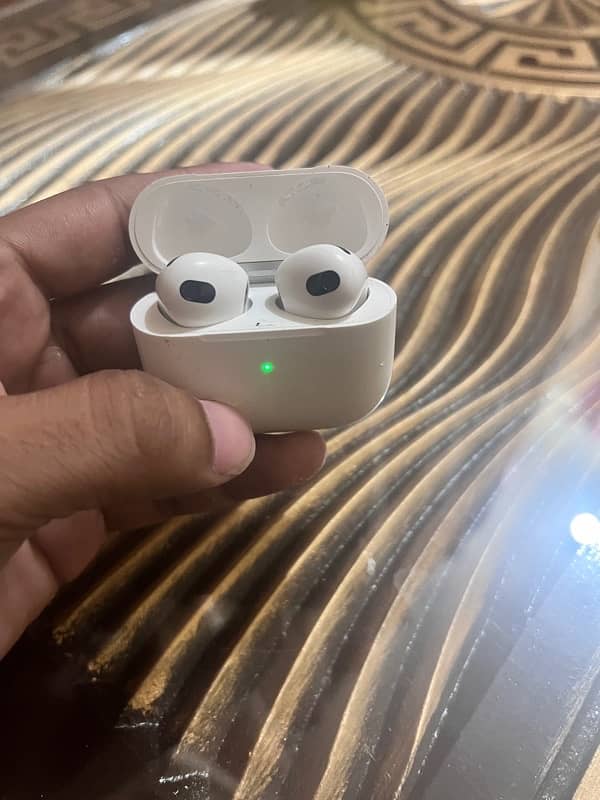 Apple Airpods 3rd Generation 2