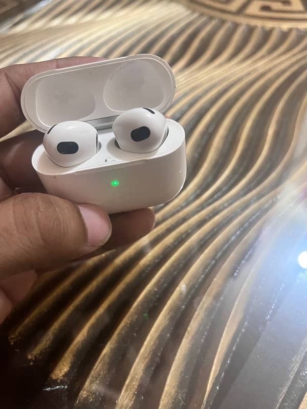 Apple Airpods 3rd Generation 4