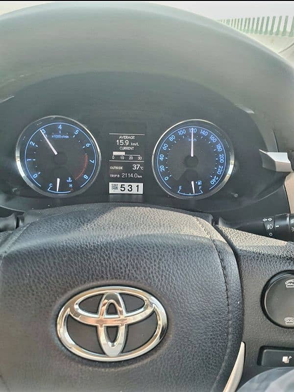 Toyota Corolla Altis 2015 14