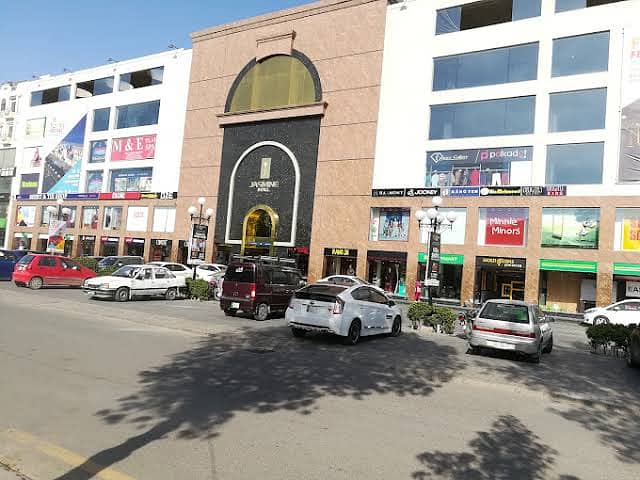 1 Marla Residensial Plot is Available For Sale in Talha Block Bahria Town Lahore 0