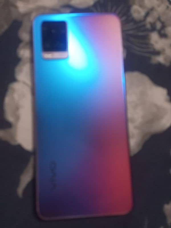 vivo V20 1