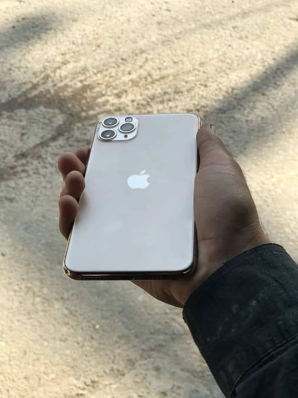 IPHONE 11 pro max FU 3