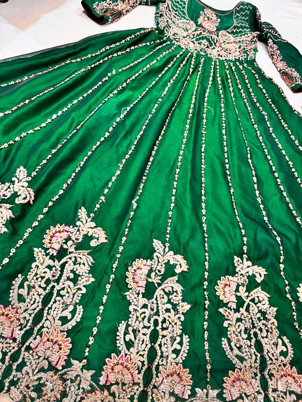 mehndi dress 4