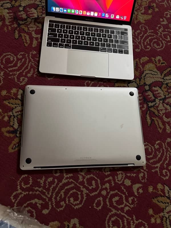 macbook pro 2017 15inch 7