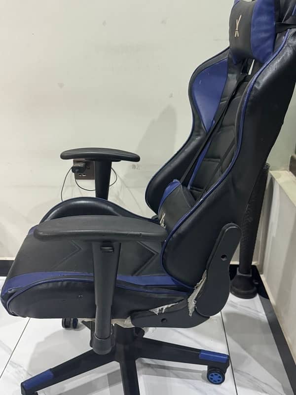 Premium Gaming Chair 2