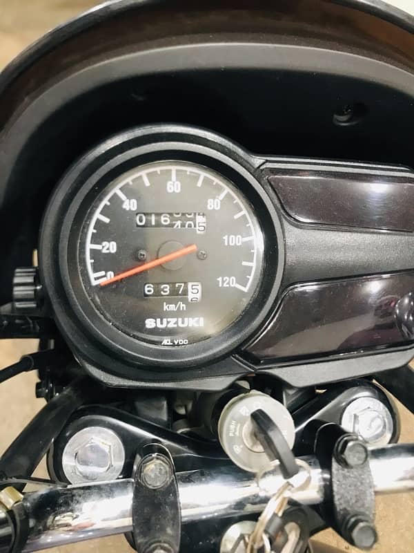 Suzuki gd 110s 24-3 1650 chali howe hai brand new hai 4