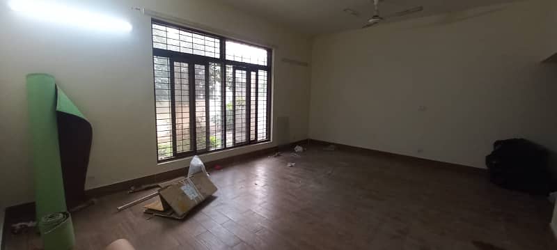 Ideal Location 1 Kanal Awesome Lower Portion with 3 Beds Available For Rent in Defence Phase 2 Block U Near LUMS 3