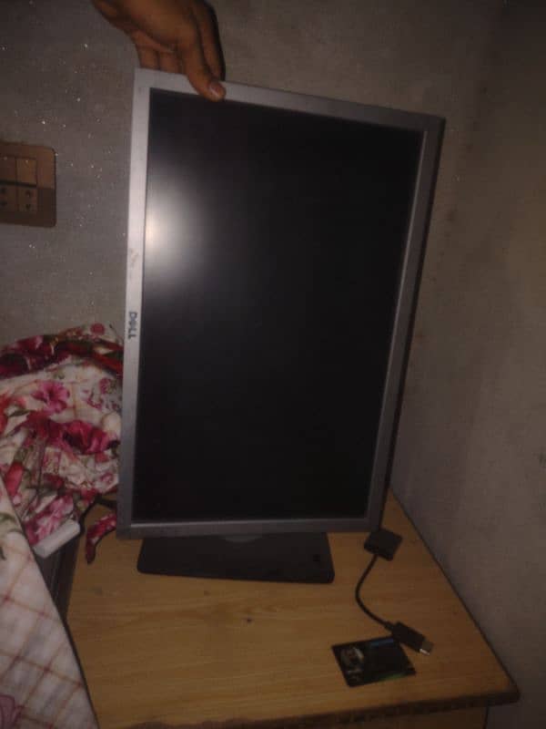 24' inches lcd for sale best for gaming and casual use huge screen 1