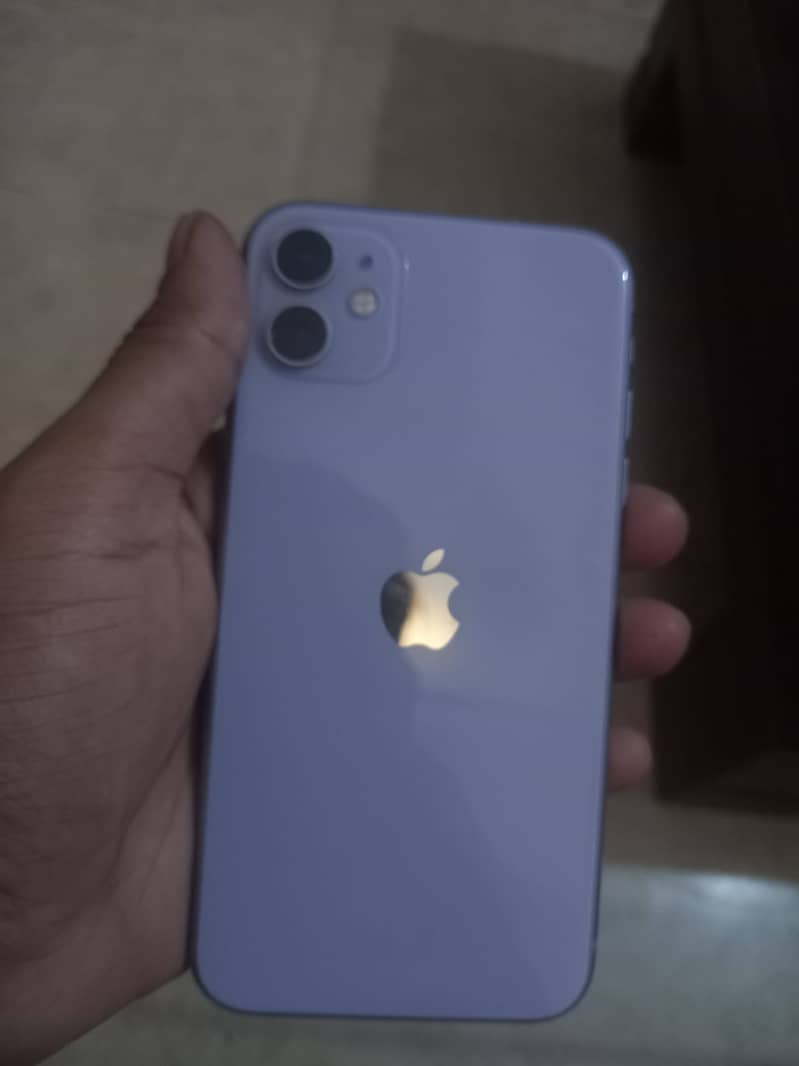 IPHONE 11 128 GB 1