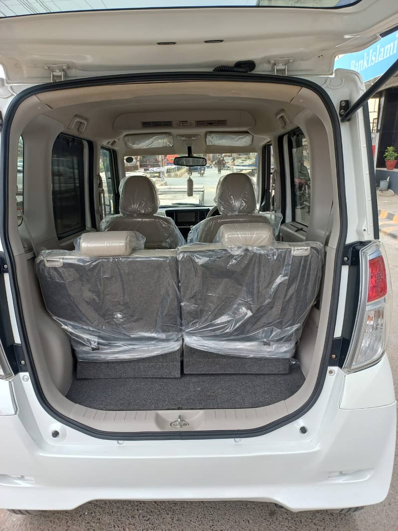 Nissan Dayz ROOX 2014/18 Sliding Rear Doors Push-Start Dual AC Vents 12