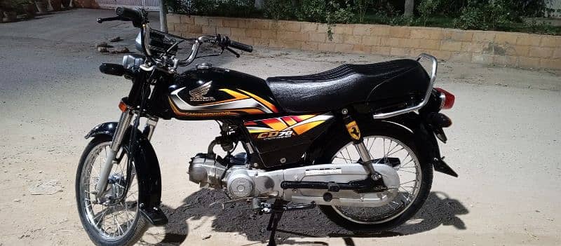 Honda CD 70 model 2022 First owner Karachi num 03278228900 3