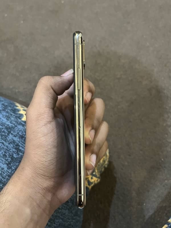 iphone Xs 3