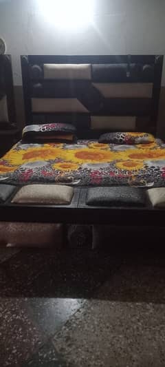 Double Bed with side table and dressing 0