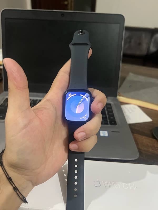 Apple watch series 9, 41 MM, Black. 2