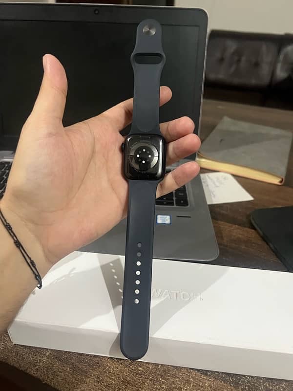 Apple watch series 9, 41 MM, Black. 4