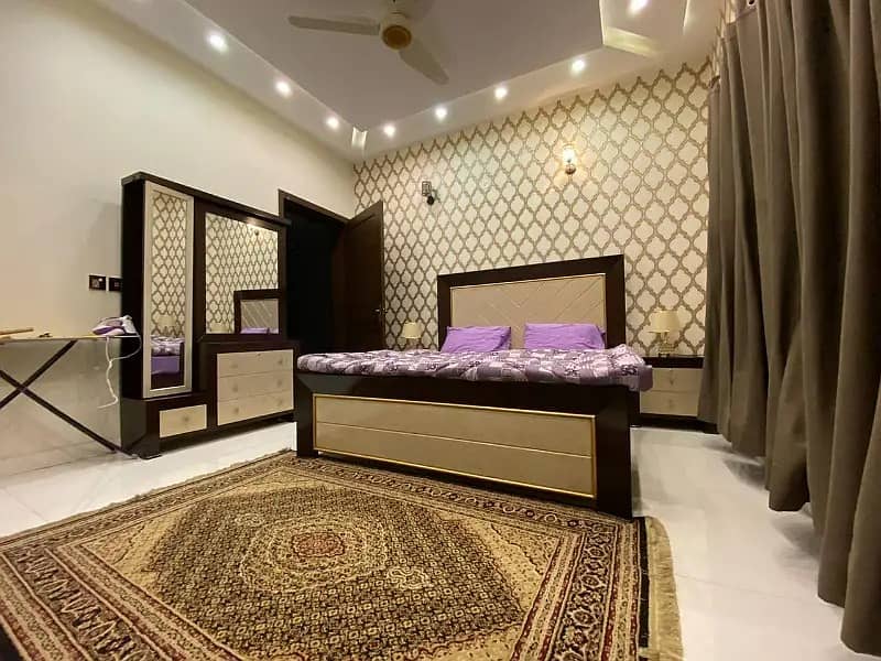 10 Marla Luxury Furnished Upper Portion Available For Rent In Bahria Town Lahore 2