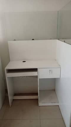 Computer Table  for Sale