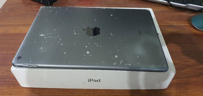 Ipad 9th Generation 64GB with box only 6