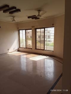 14 Marla upper portion for Rent in G13-3 0