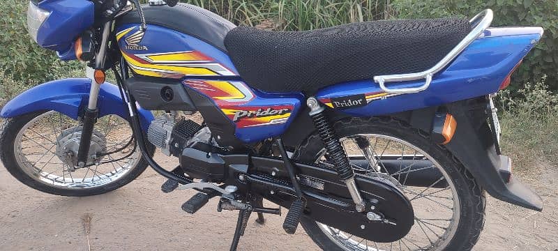 Honda 100 CC Pridor 3