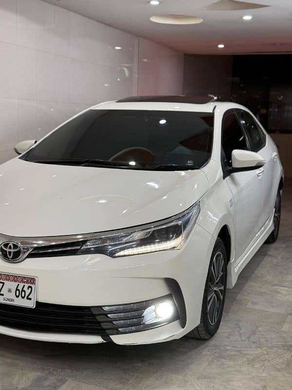 Toyota Corolla Altis Grande CVT-i 1.8 0